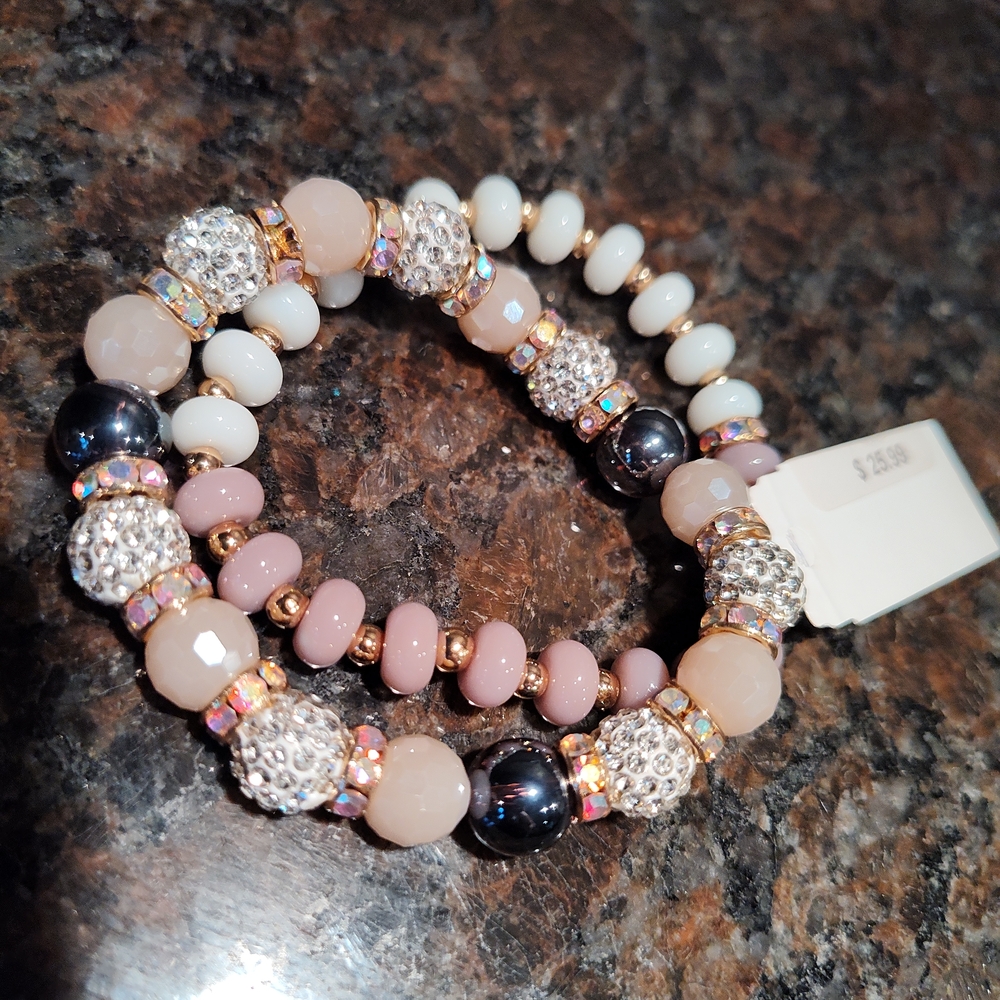 NWT Elegant Pink and White Beaded Bracelet Set